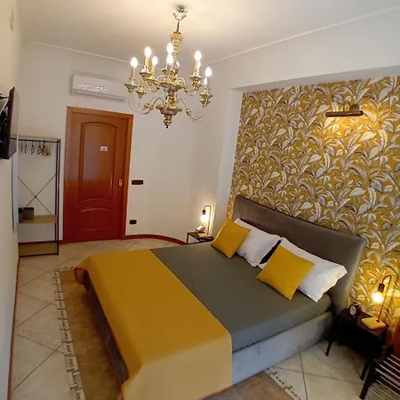 Reginella House Guest house Naples