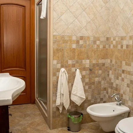 Reginella House Pensión Nápoles