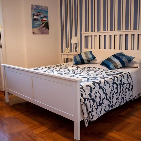 Reginella House Pensión Nápoles