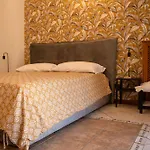 Reginella House