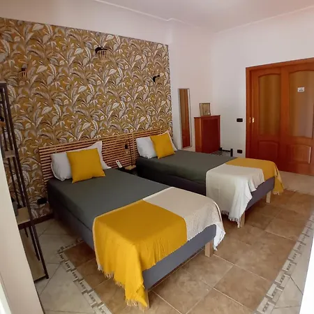 Reginella House * نابولي