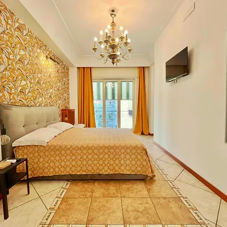 Reginella House بيت ضيافة نابولي
