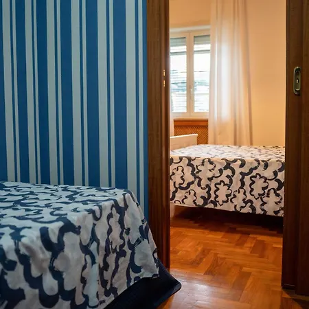 Reginella House Гостевой дом Неаполь
