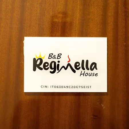 Casa de hóspedes Reginella House *